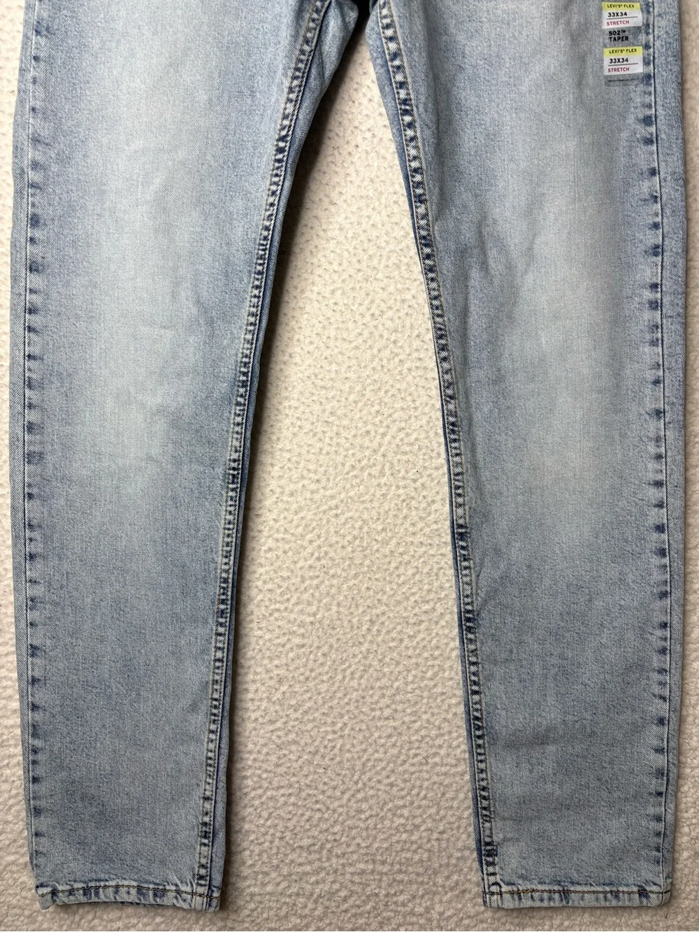 NWT Mens Levi’s 502 Taper Stretch Men’s Light Blue Jeans 33x34